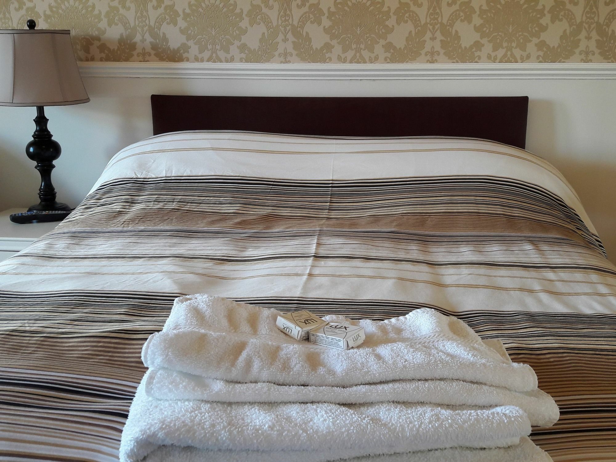 Capital House Hotell EDI Eksteriør bilde
