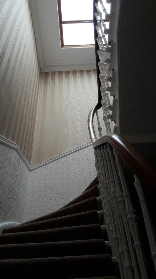 Capital House Hotell EDI Eksteriør bilde